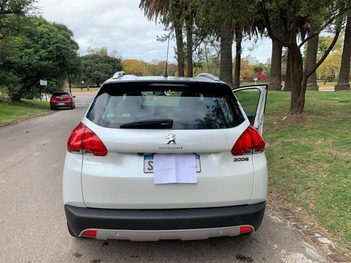Peugeot 2008 Feline 1.6 Vti