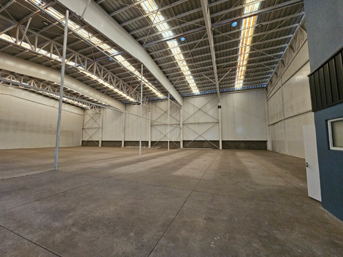 Bodega En Arriendo Con 464 M2, Colina, Rm