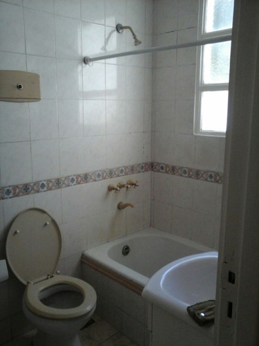 Imagen 6 de 8 de Dueño Alquila Departamento 2 Ambientes En Vicente López.