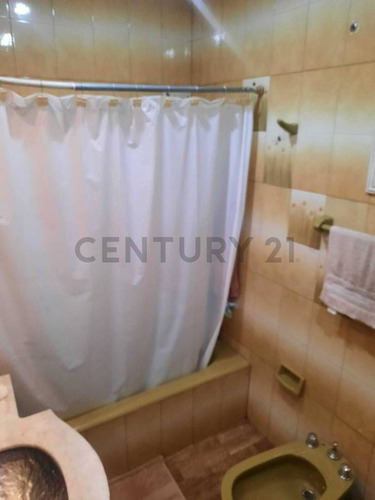 Venta - Excelente Ph 4 Ambientes Con Cochera