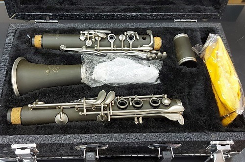 Imagem 2 de 3 de Clarinete Schieffer Em Si Bemol Schcl001b