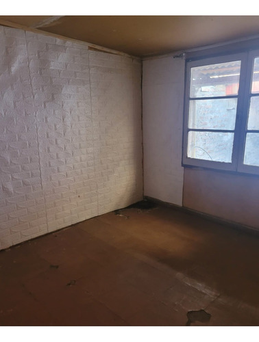 Casa En Venta En Cerrilos 4 Dormitorios 2 Baños 1 Estacion.