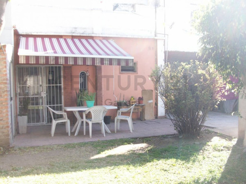 Imagen 24 de 30 de Venta Casa Multifamiliar 3 Dormitorios Garage Patio Parrilla Luminoso