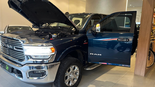 RAM Ram 3500 6.7 Laramie Night Edition Cab. Dupla 4x4 Aut. 4p