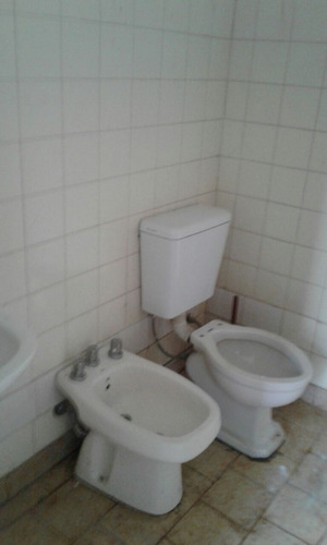 Casa 3 Amb Al Frente Jardín Calle 40 Oportunidad!!