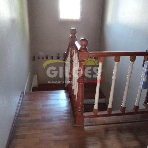 Venta De Casa 6 Amb. Sobre Lote 10x33m² En Haedo