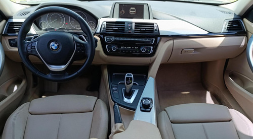 BMW Serie 3 320i 2.0 16v Turbo Active Flex 4p Automatico