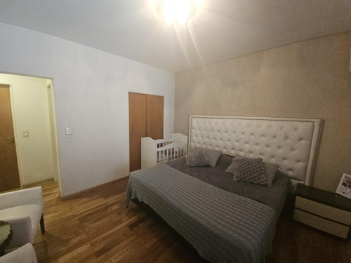 Venta Departamento De 5 Ambientes En Recoleta Con Cochera Y Baulera