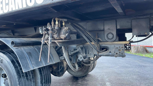 Imagen 8 de 17 de Ford F-4000