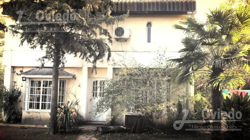 Imagen 2 de 22 de Casa Quinta A Cuadras De Colectora Gaona