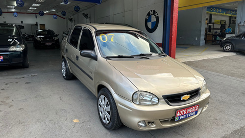 Chevrolet Corsa Classic 1.0 Life Flex Power 4p