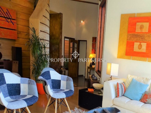Imagen 9 de 30 de Casa En Pucón, Club De Campo Los Riscos.