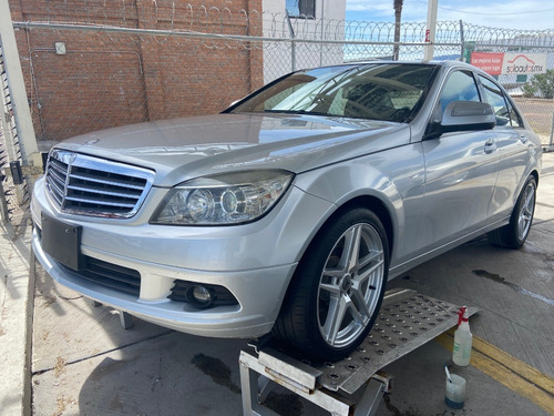 Imagen 8 de 15 de Mercedes Benz C 280 2009