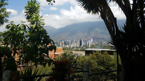 Imagen 9 de 13 de Vendo Casa 500m2 4h+s/4b+s/3p Lomas De Chuao 9941