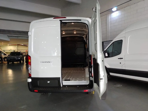 Imagen 7 de 22 de Ford Transit Brenson Bariloche*