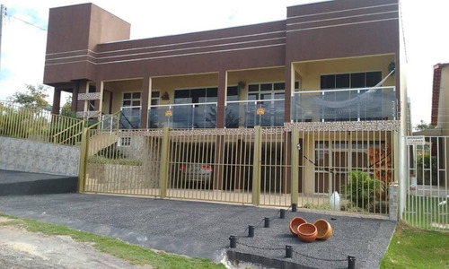 Sobrado De Frente Para O Lago Corumbá, Proximo Ao Clube Náutico