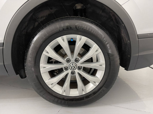 Volkswagen Tiguan TRENDLINE PLUS TSI DSG L4 150 HP