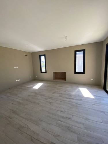 Imagen 6 de 27 de Casa A La Laguna En Venta En El Cantón, Escobar