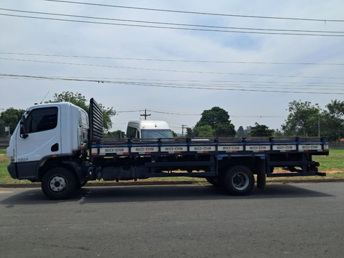 Mb Accelo 1016 Carroceria 4x2 - (2021)