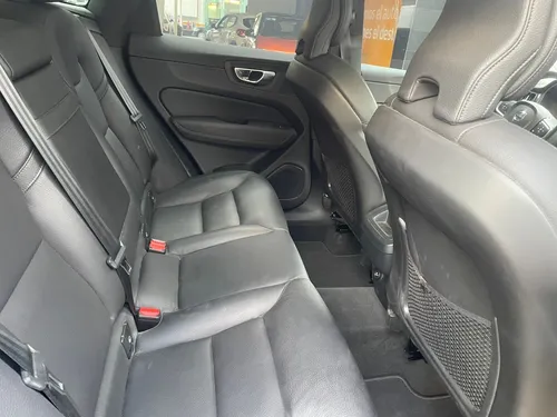 Volvo XC60 2.0 T5 Momentum At