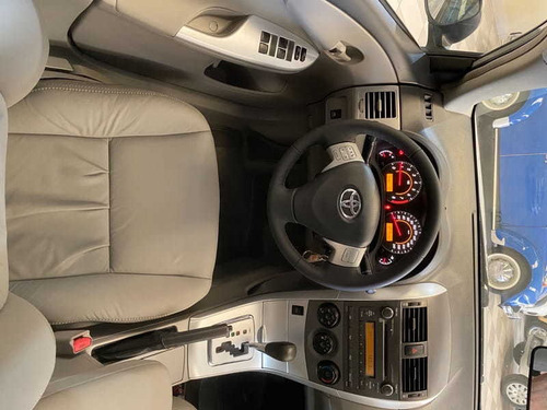 Imagem 8 de 15 de Toyota Corolla Gli 1.8 16v 4p Aut (flex)