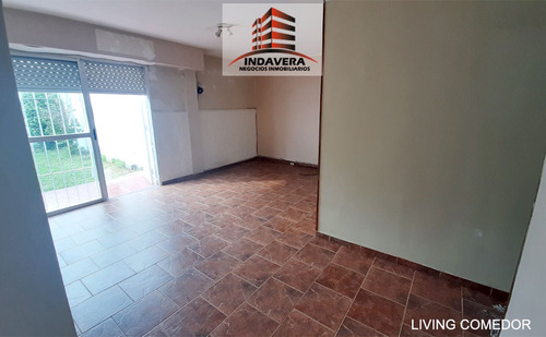 Venta Con Renta Departamento 3 Ambientes 178 M2 Con Patio Y Jardin (tipo Casa) - Caseros
