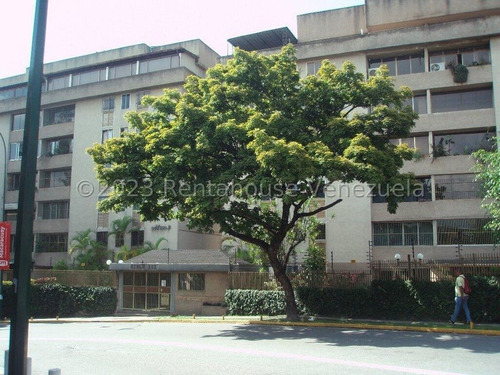 Apartamento En Venta En Macaracuay 24-8255 Le
