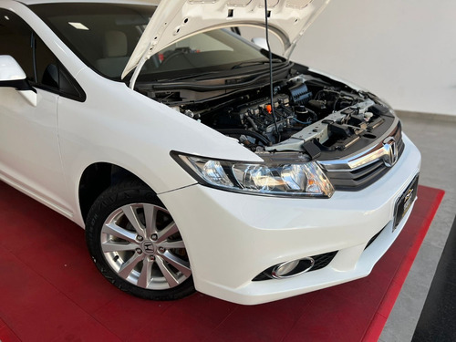 Imagem 14 de 16 de Honda - Civic 1.8 16v 4p Flex Lxs