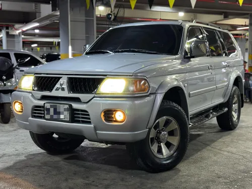 Mitsubishi Montero Sport