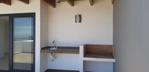 Imagen 8 de 10 de En Renta Preciosa Residencia En Colinas De Juriquilla, 5 Rec