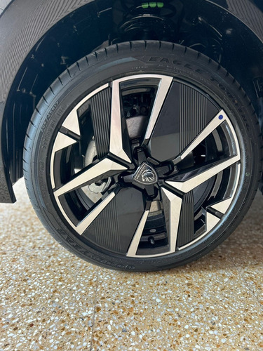 Peugeot 208 1.0T Gt