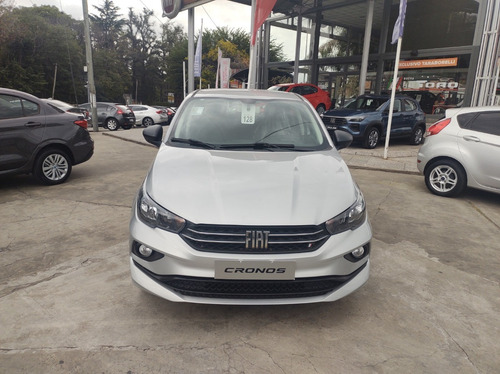 Imagen 9 de 15 de Fiat Cronos