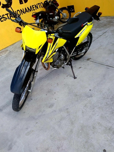 Imagem 3 de 5 de Honda Tornado 250