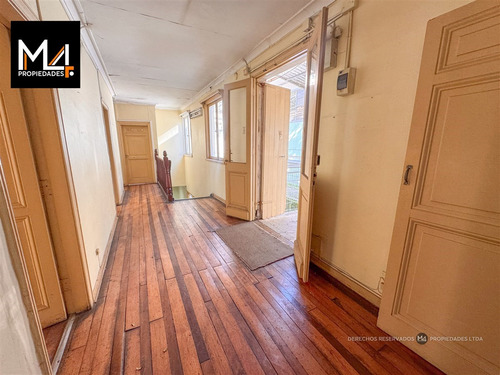 Casa En Arriendo De 8 Dorm. En Viña Del Mar