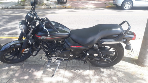 Bajaj Avenger 220
