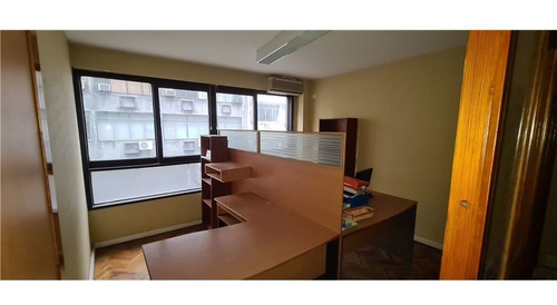 Imagen 4 de 10 de Venta Oficina 24 M2 Amoblado Zona Tribunales