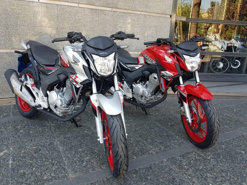 Imagen 1 de 7 de Honda Cb 250 2023 Linea Nueva! Solo En Reggio Motos