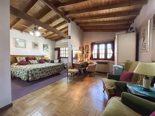 Casa En San Isidro, Barrio Las Carreras