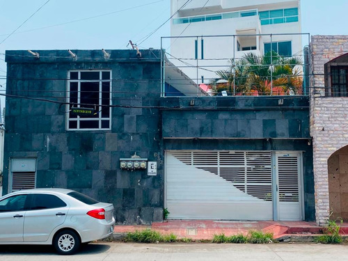 Oficina En Renta En Veracruz, Col Centro Boca Del Río, Veracruz.