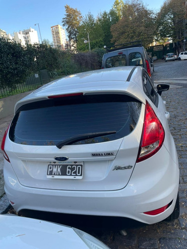 Imagen 2 de 9 de Ford Fiesta 1.6 2016 Titular