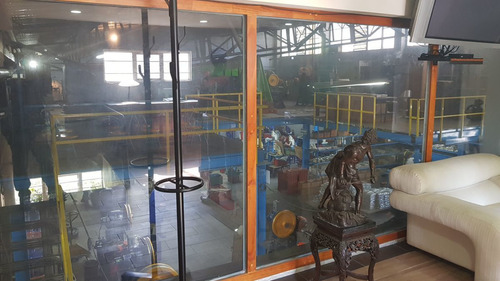 Bodega 750 M2 De Terreno Y 1175 M2 Construccion En Condominio Avenida Tlahuac