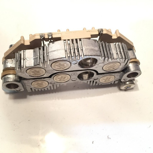 Diodera Alternador Hyundai Elantra 2002 Iyr-9028