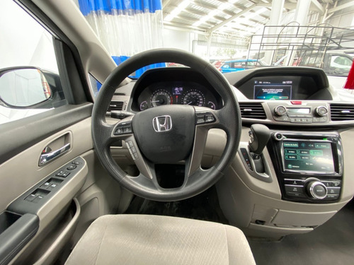 Imagen 7 de 10 de Honda Odyssey Ta Ex 2015