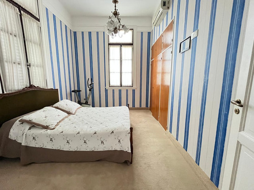 Venta - Casa 5 Amb C/garage Y Quincho - Exc Estado