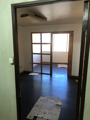 Oficina En Pleno Centro Cívico De Valparaíso 3 Privados