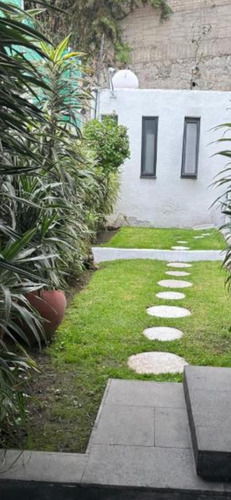 Casa En Venta En Lomas De Tecamachalco En Estado De México