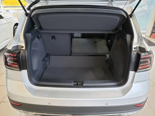 Imagen 8 de 13 de Volkswagen T-cross 1.0 Trendline Mt 5