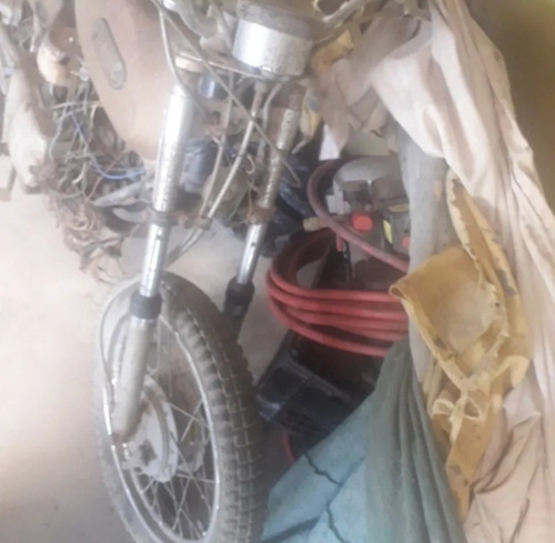 Imagen 3 de 9 de Yamaha Mini Enduro