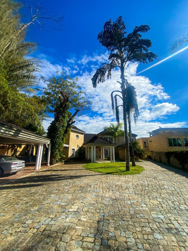 Casa Quinta De Lujo En Sector Cantarrana El Hatillo