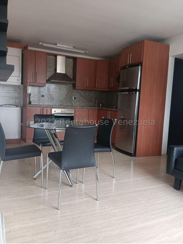 Apartamento En Venta En El Rosal Ng 24-8264 Yf